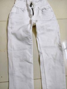 White High Waisted Jeans