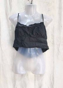 I. Chic Black Ruched Crop Top