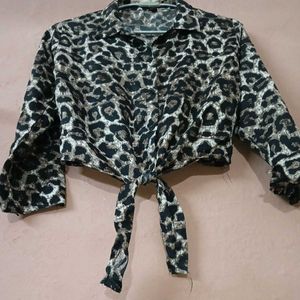 Leopard Print Crop shirt