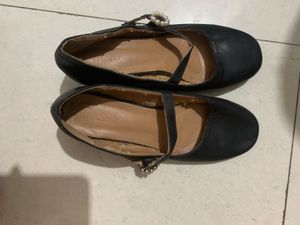 Classic Black Mary Jane Heels