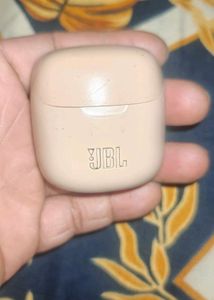 JBL Wireless Earbud Case