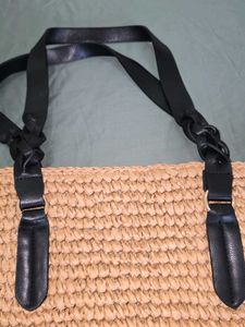 🔻PRICE DROP - H&amp;M Beachy Tote Bag