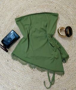 ☆ Y2K Olive Green Strapless Top with Lace Trim ☆