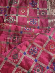 Vibrant Pink Banarasi Silk Saree