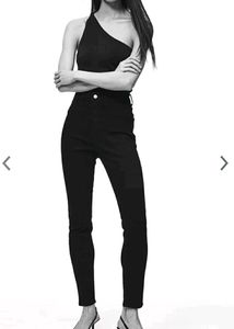 H&amp;M Curvy Fit Skinny Jeans (No Tag)