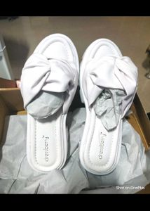 Stylish White Bow Slides