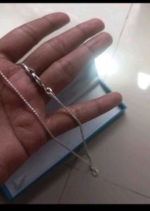 Elegant Silver Chain Necklace