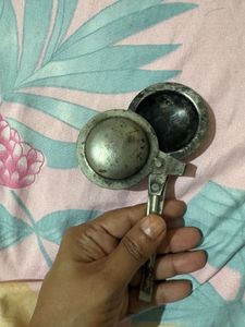 steel Kajal holder