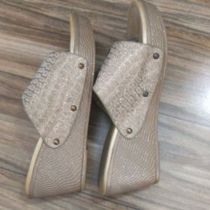 Stylish Flat Sandals for Women Used Only Few Time