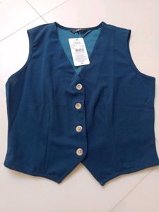 Teal Sleeveless Button-Down Top