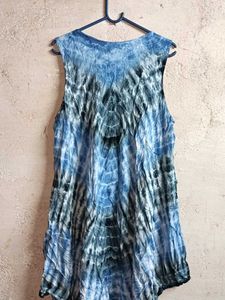 Oversized Tie-Dye Sleeveless Tunic Top