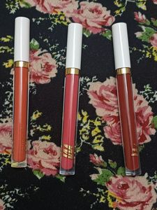 ⭐️MYGLAMM SET OF 3 LIQUID LIPSTICKS⭐️