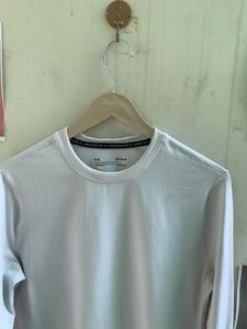 Under Armour Long Sleeve Tee (T529)