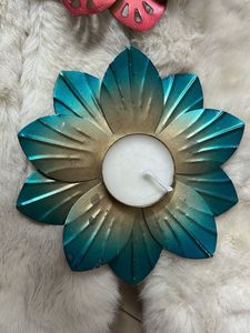 Decorative Flower Candle Holders Set
