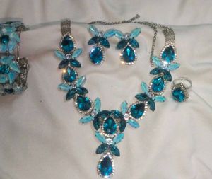 Sparkling Aqua Jewel Set: Necklace, Ring &amp; More