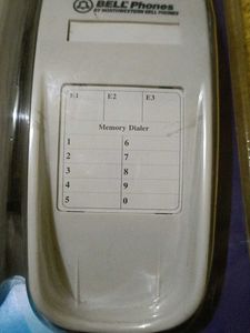 Bell Classic Trim Style Telephone Model 52850B