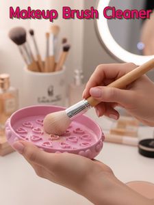 Makeup Brush Cleaner - Heart
