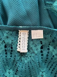 Elegant Emerald Green Lace Sleeve Dress