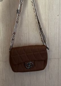 Chic Quilted Crossbody Bag
