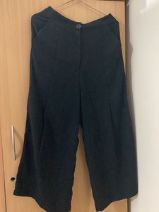 Zink London Black Color Wide Leg Pants. Size Small
