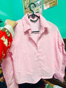 Chic Pink Striped Cropped Shirt