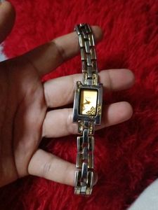 Elegant Women's Times Watch