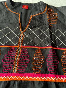 🖤🧡 Beautiful cotton Black kurta