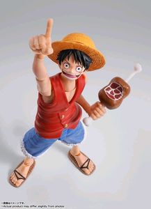 One Piece Luffy Romance Dawn S.H.Figuarts