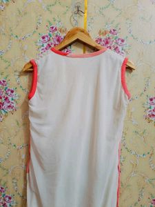 Stylish Sleeveless Kurta with Graphic Print