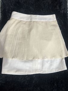 Cream Pleated Mini Skirt  Waist 28 Size s