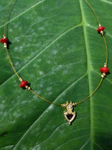 Elegant Red &amp; Gold Necklace