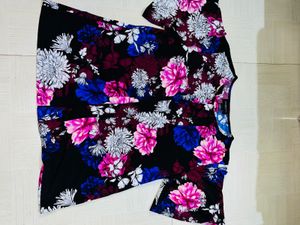 Chic Floral Print Pleated Top