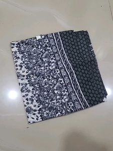 Elegant Grey Floral Scaff