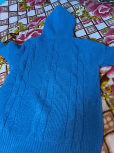 Blue Knitted Hoodie Sweater