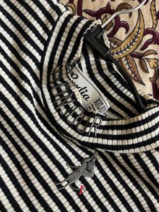 Black And White Color Top Of Bonjour