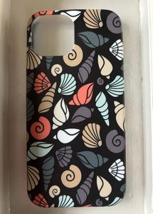Iph 15 Shell Case 🐚♠️🖤