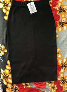 Classic Black Pencil Skirt