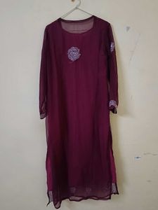 Embroidered Chikankari Kurta