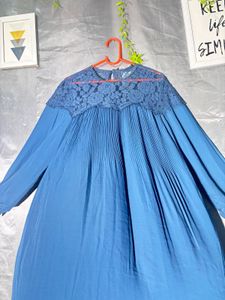 ZARA Pleated chiffon dress  with Lace Detail