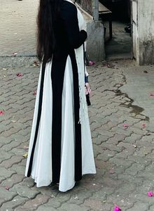 Viral Black &amp; White Gown (Full Sleeves)