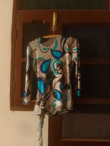 Stylish Swirl Print Wrap Top