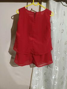 Chic Red Layered Sleeveless Top