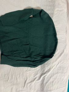 Uniqlo V-Neck Sweater - Green