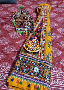 navratri lahanga choli