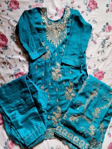 Seagreen Embellished Kurta Set with Dupatta