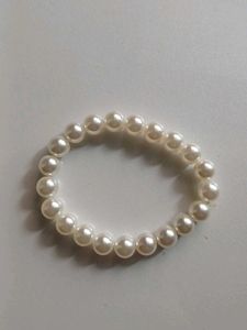 Elegant Pearl Necklace &amp; Bracelet Set