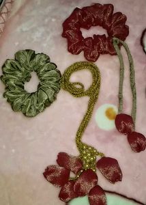 JS Boutique Scrunchies + Parandi Set