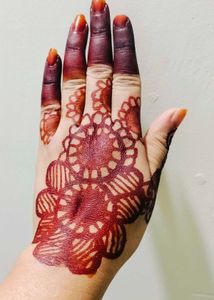 HENNA MEHNDI