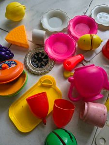 Toy Kitchen Set