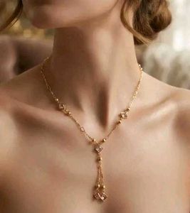 Elegant Gold Chain Necklace